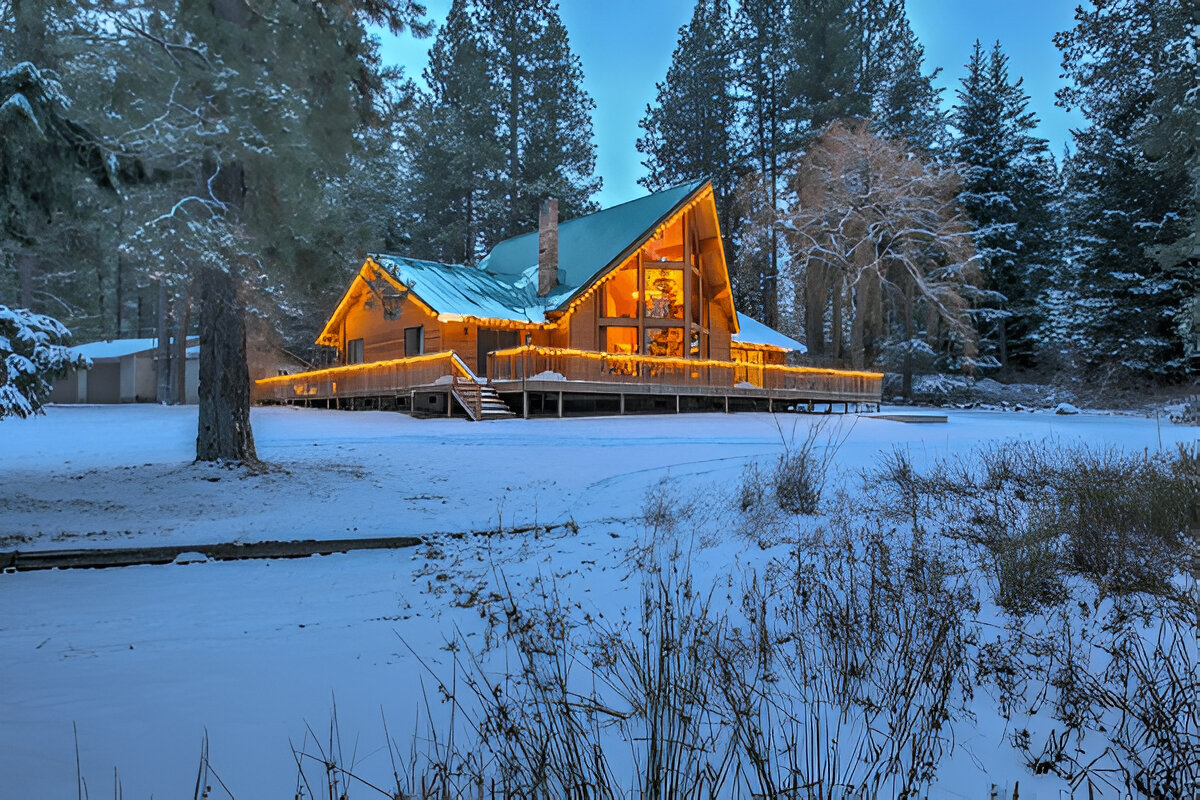 Perfect Holiday Light Display